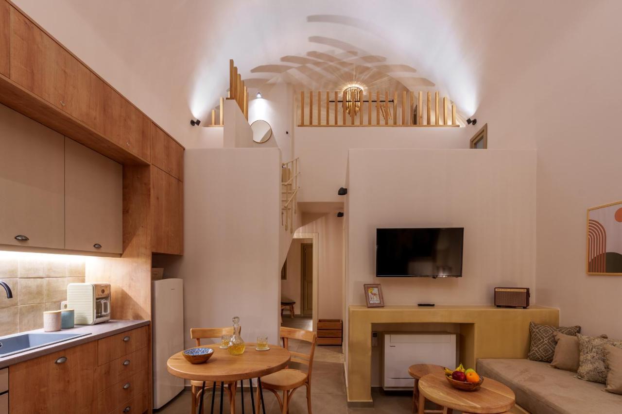 Living Moments Fira (Santorini) Exterior foto