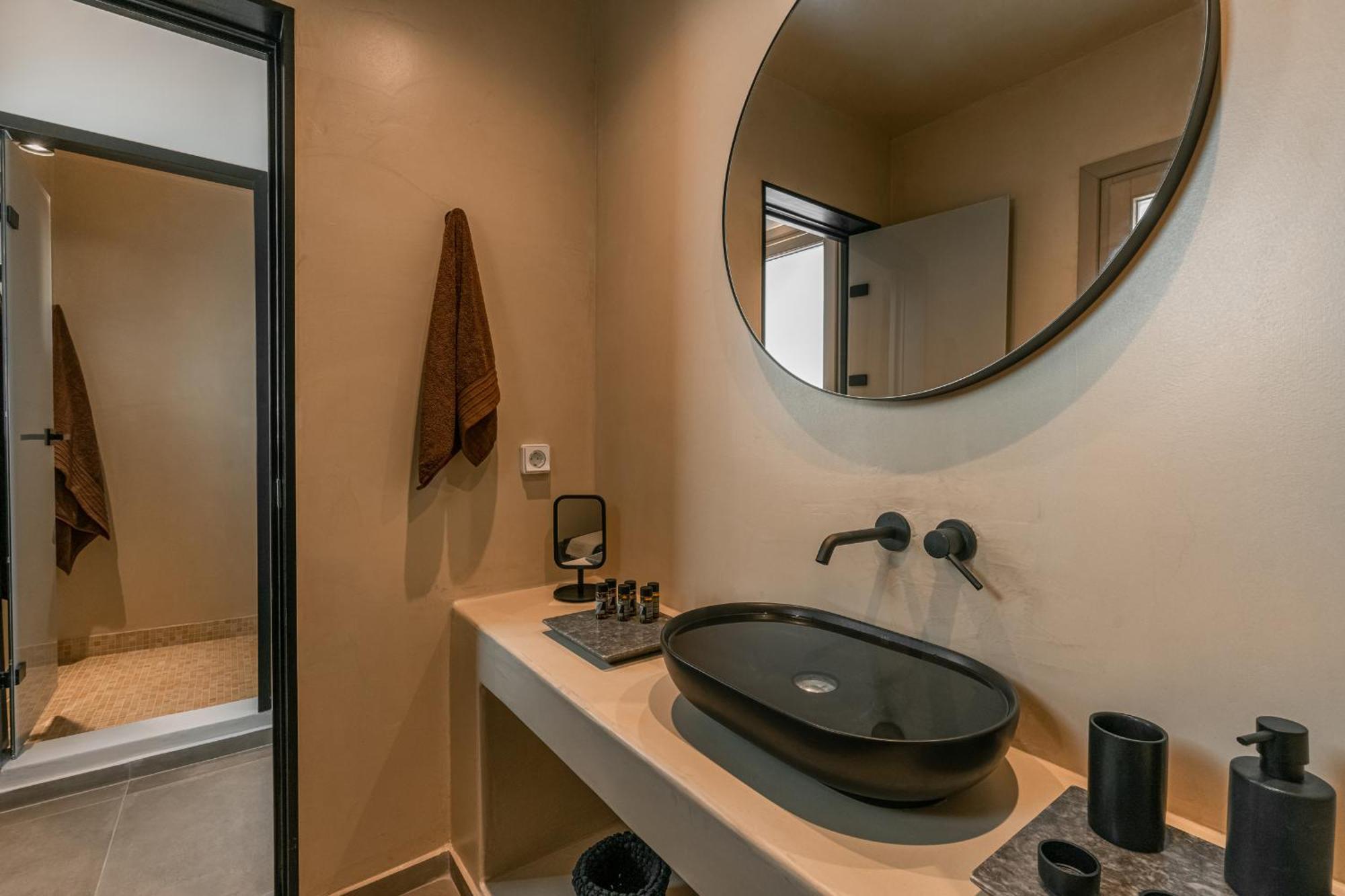 Living Moments Fira (Santorini) Exterior foto